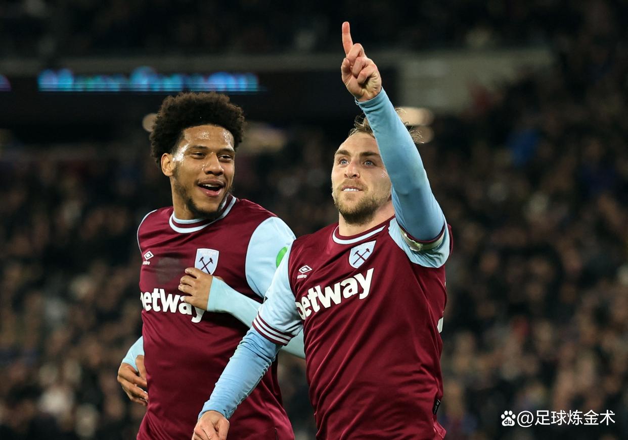 包含西汉姆发布备战花絮，转会期刷新队史纪录，足总杯任务艰巨，轮换策略成焦点的词条