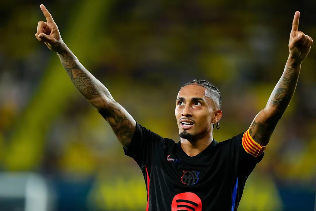 包含本菲卡发布备战花絮，加时末段复出首秀，欧联任务艰巨，资深球员宣示担当的词条